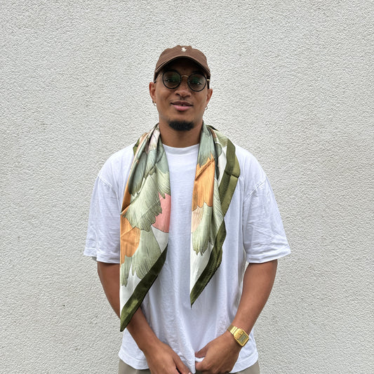 Tissu satiné coloré