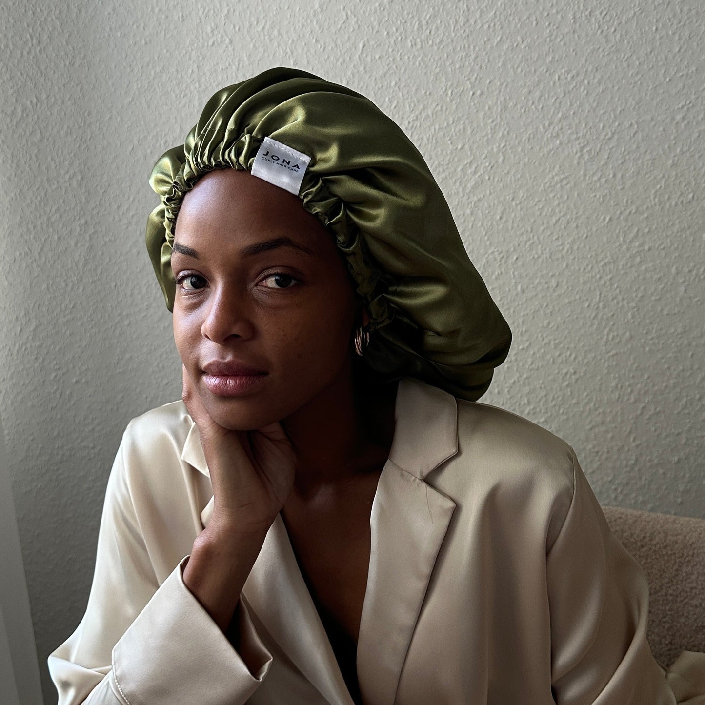 JEN by curly hair care Satin Cap Gannet antikgrün