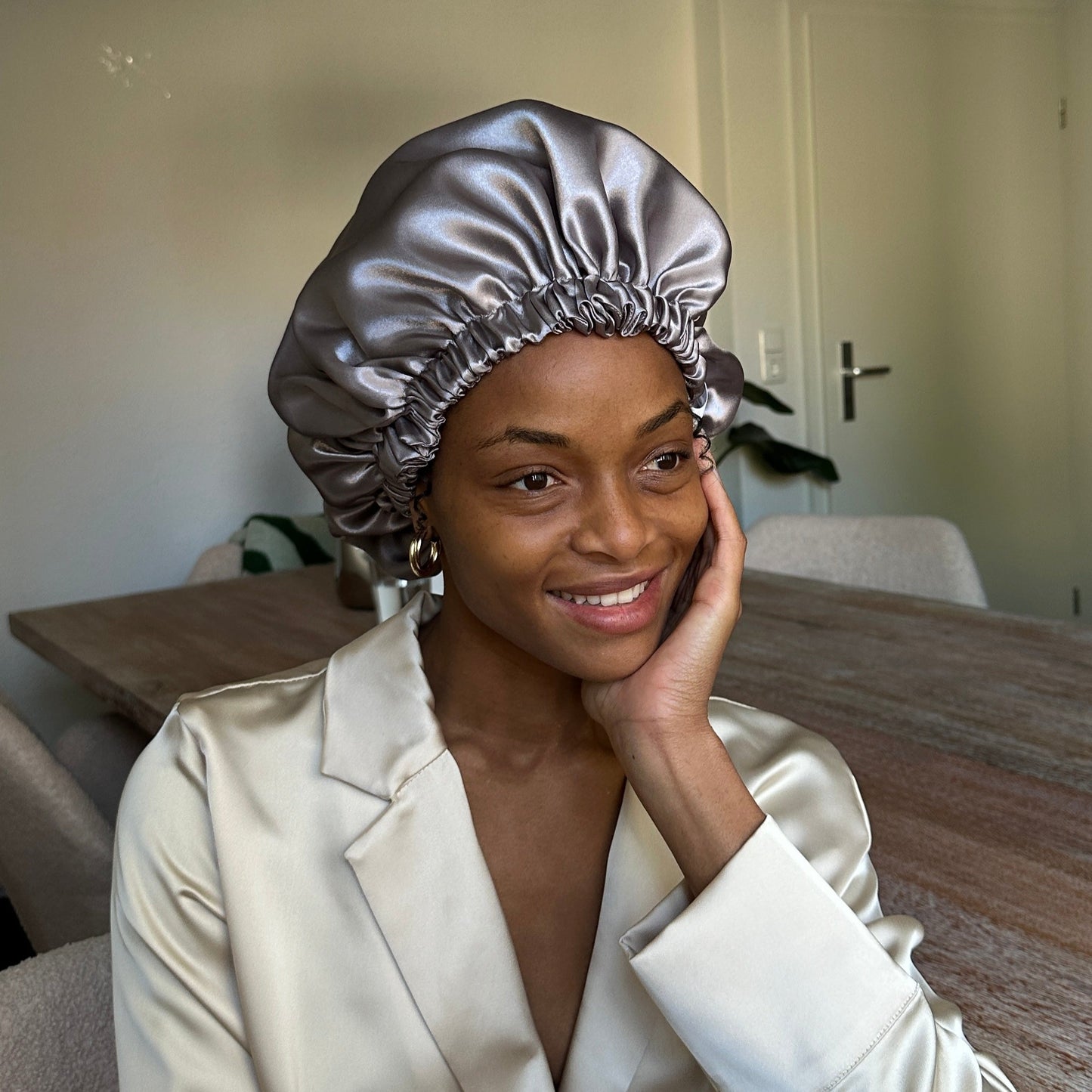 JEN by curly hair care Satin Cap Silva, silber