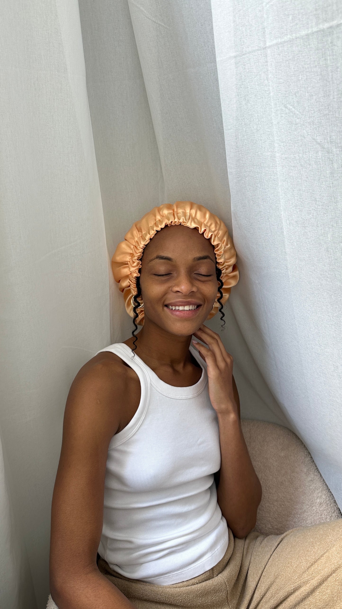 JEN by curly hair care Satin Cap Elani, apricot
