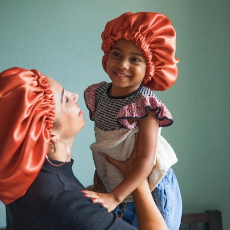 JEN by curly hair care Satin Cap Oba verstellbarer Bund, orange