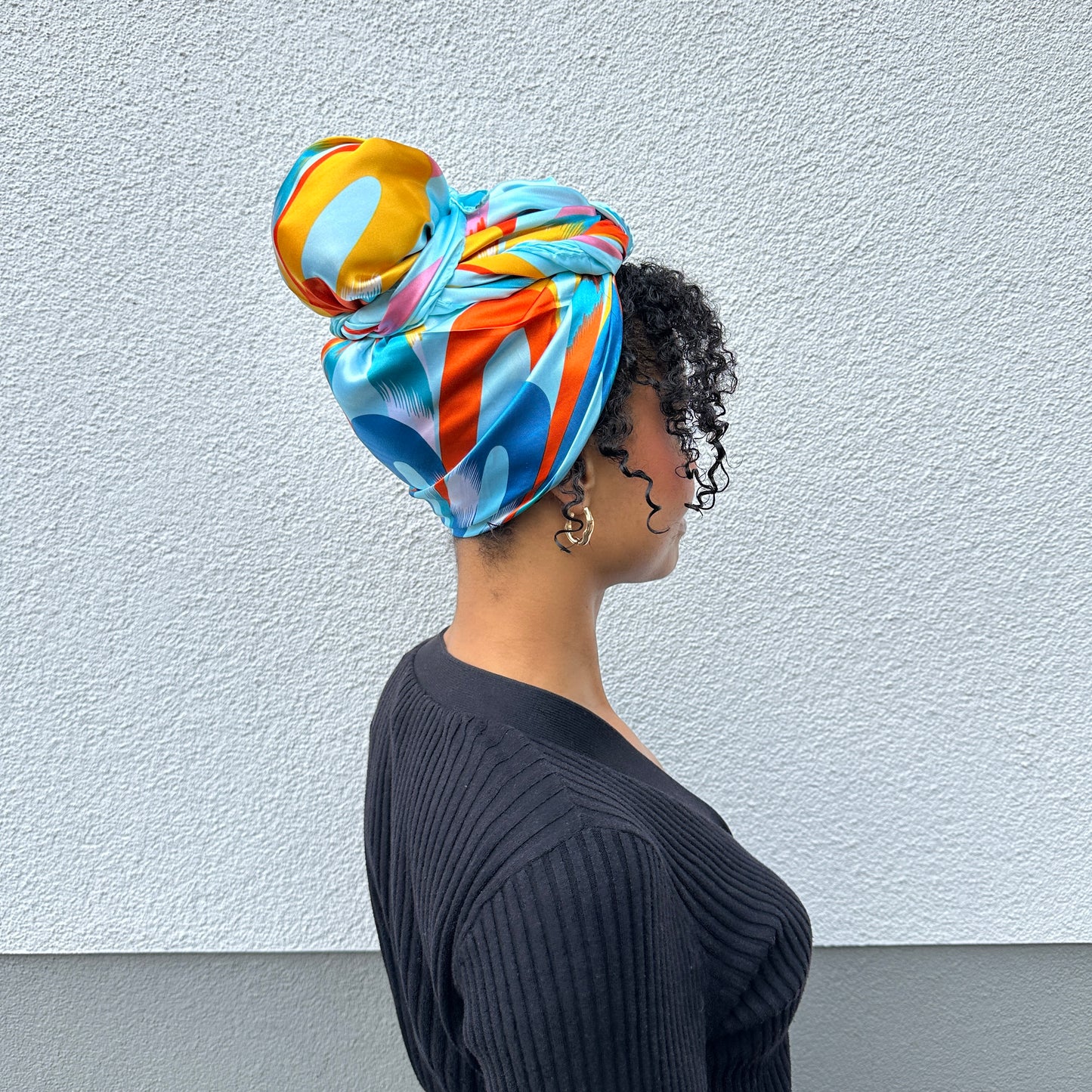 Tissu satiné rose coloré