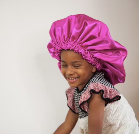 JEN by Curly Hair Care Bonnet en Satin Rose, rose